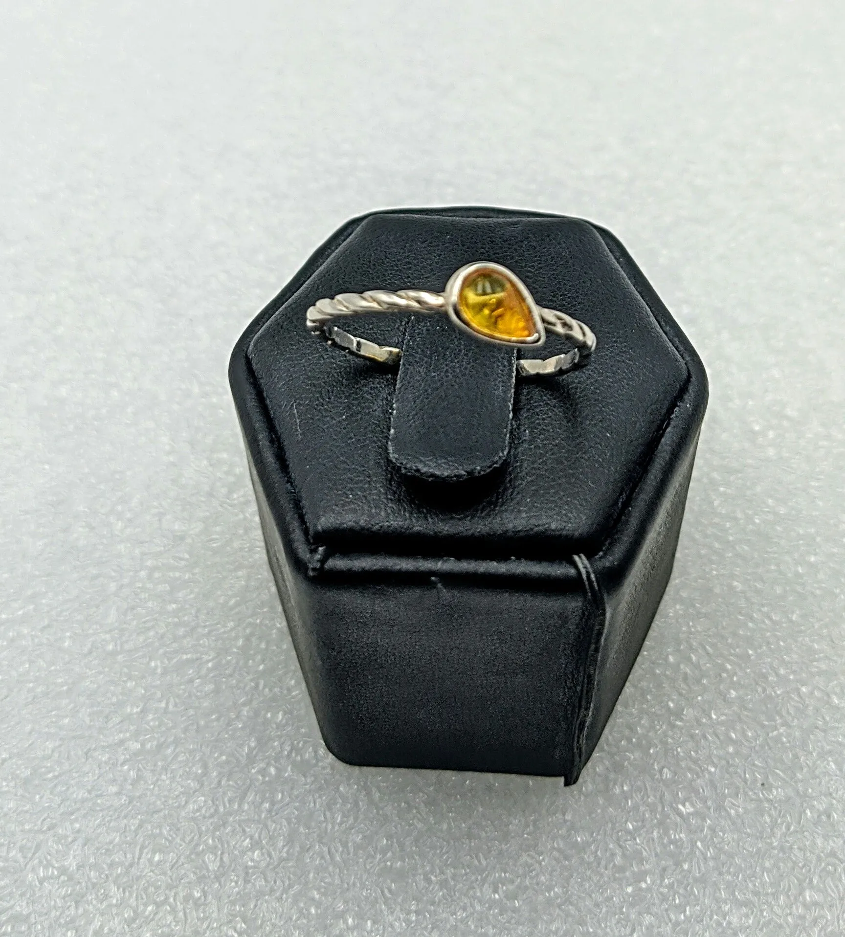 925 Sterling silver, Amber,  Ring.
