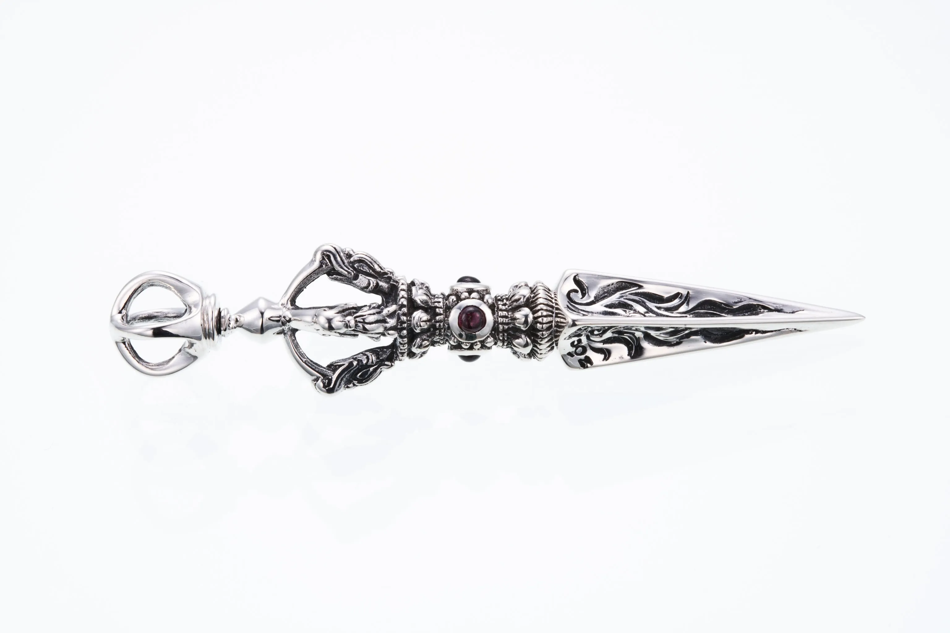 Bird Dorje Dagger : (Garnet)