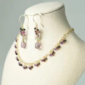 BLACK SPINEL, RUBY SAPPHIRE & GARNET DANGLE NECKLACE