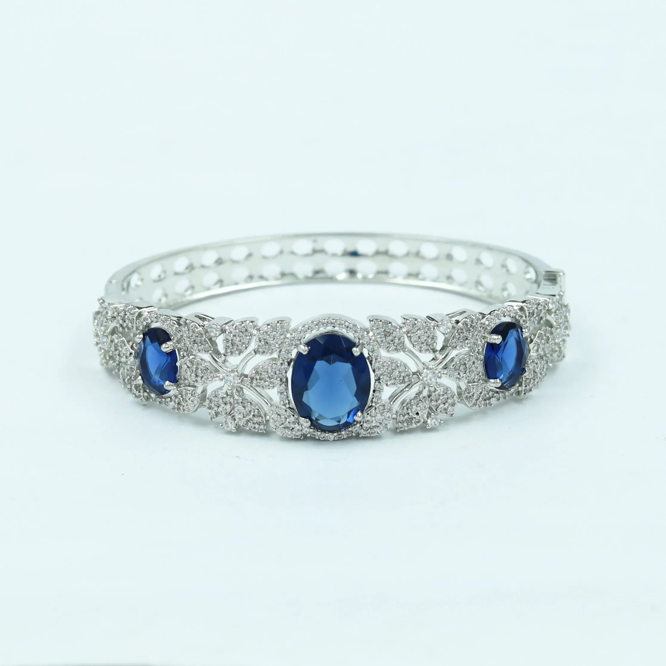 Manish Malhotra Inspired Zircon/AD Bracelet 12021-69