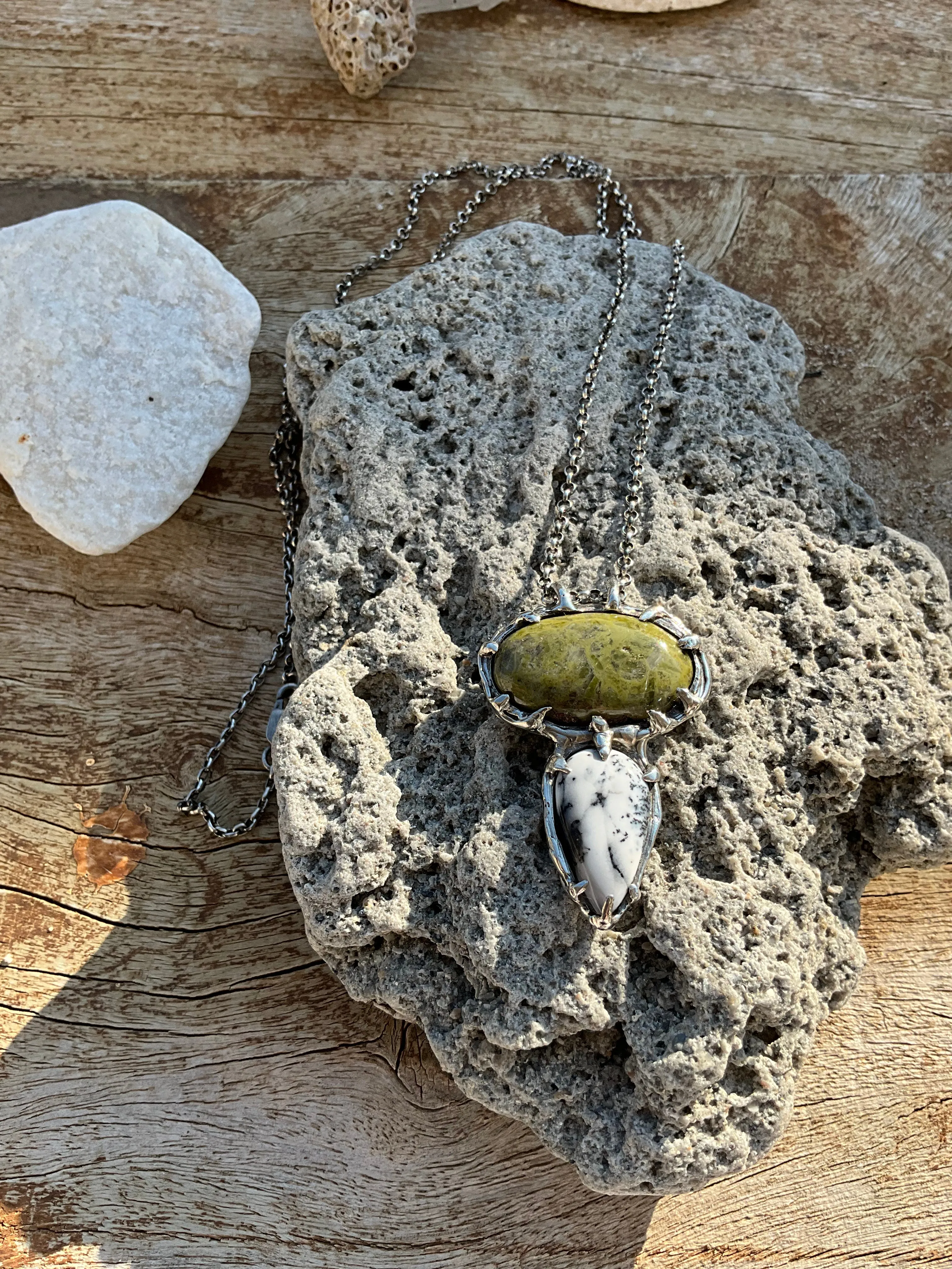 N.20 Agat Denderite & Serpentine Nacklace