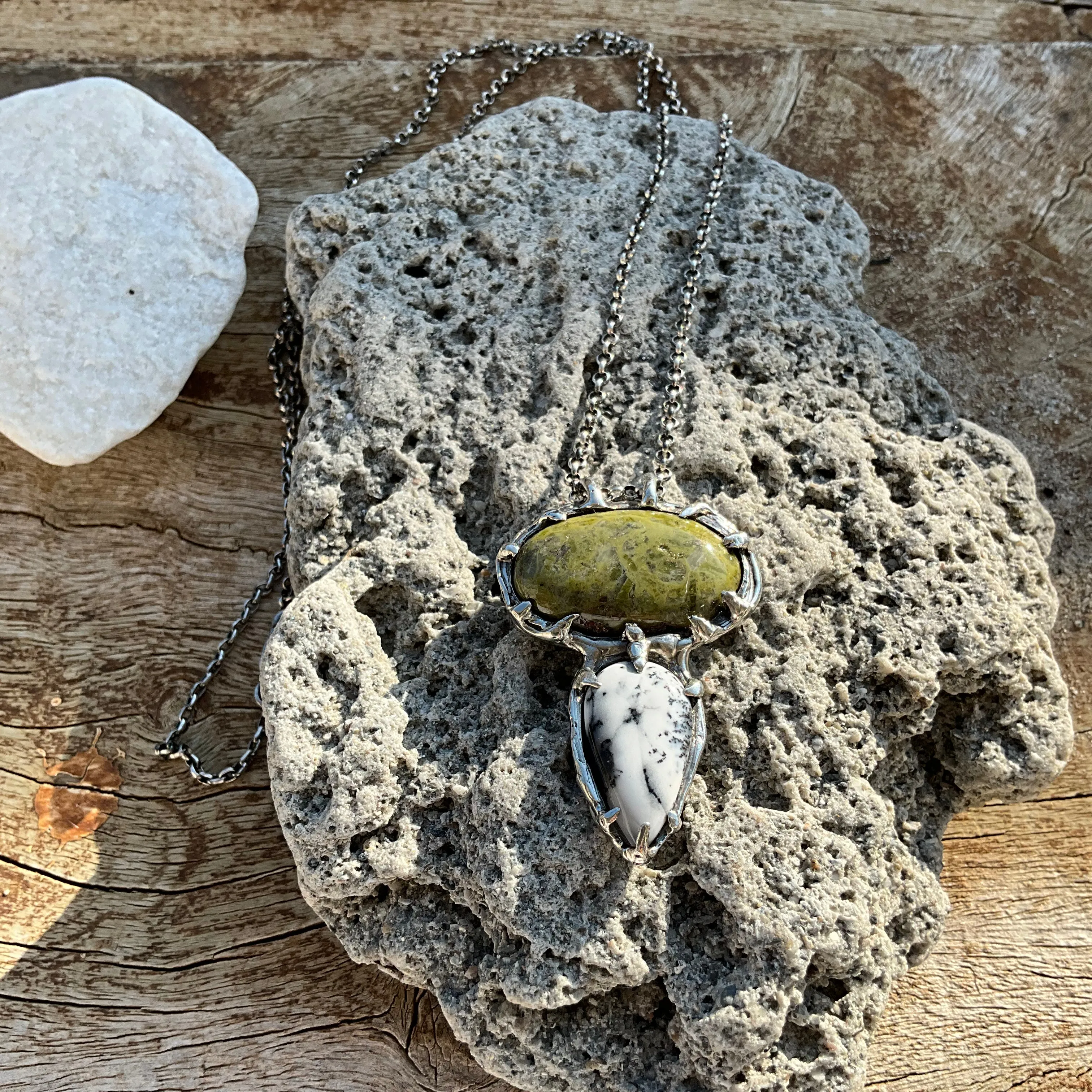N.20 Agat Denderite & Serpentine Nacklace