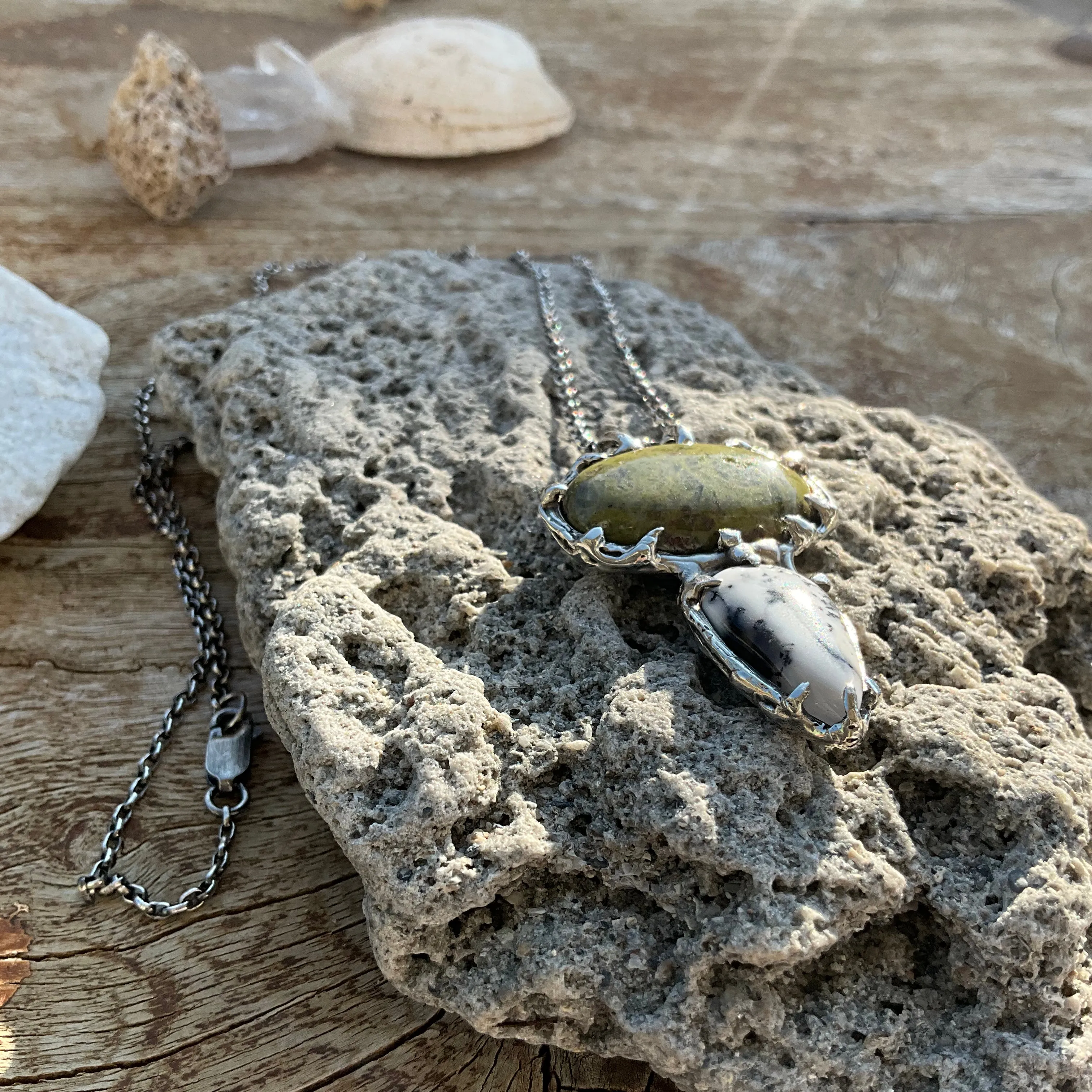 N.20 Agat Denderite & Serpentine Nacklace