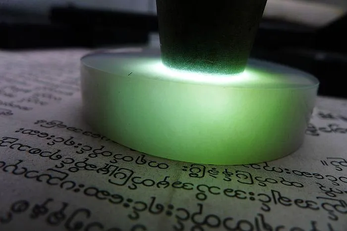 Natural Jade Rough Jadeite Raw (114g,5.55X1.3cm)