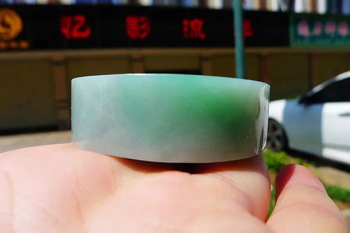 Natural Jade Rough Jadeite Raw (128g,5.4X1.6cm)