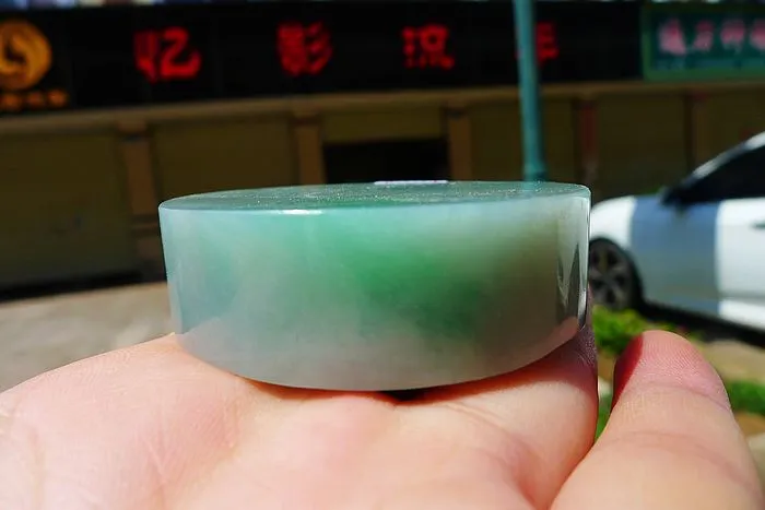 Natural Jade Rough Jadeite Raw (128g,5.4X1.6cm)