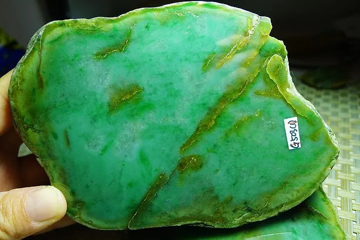 Natural Jade Rough Jadeite Raw 1.2kg