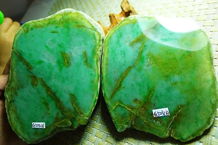 Natural Jade Rough Jadeite Raw 1.2kg