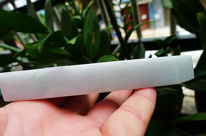 Natural Jade Rough Jadeite Raw (227g,12.1x8.1x1.8cm)