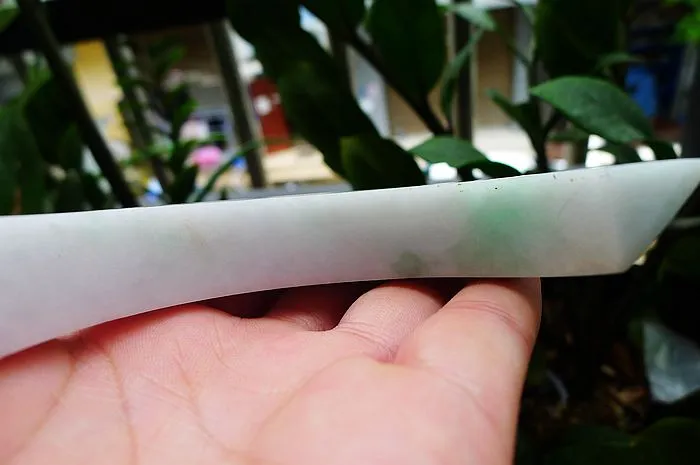 Natural Jade Rough Jadeite Raw (227g,12.1x8.1x1.8cm)