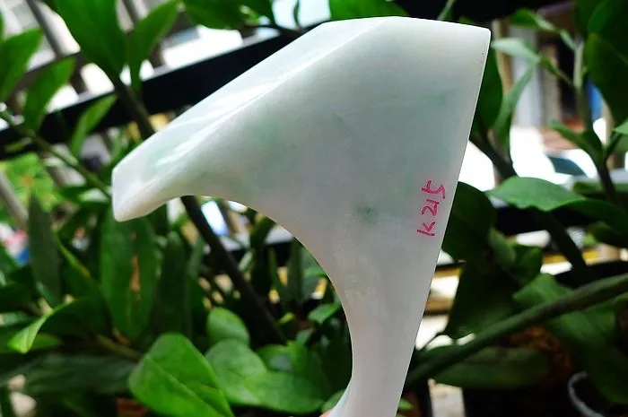 Natural Jade Rough Jadeite Raw (227g,12.1x8.1x1.8cm)