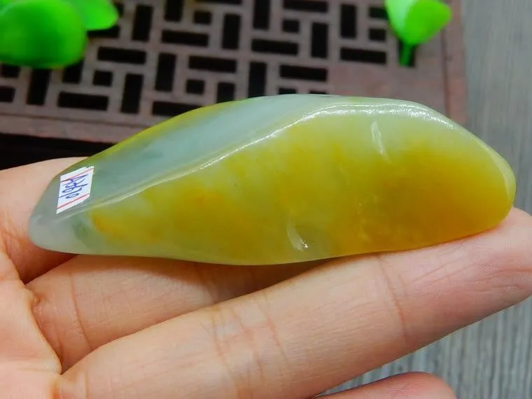 Natural Jade Rough Jadeite Raw (46g, 62X25X19mm)