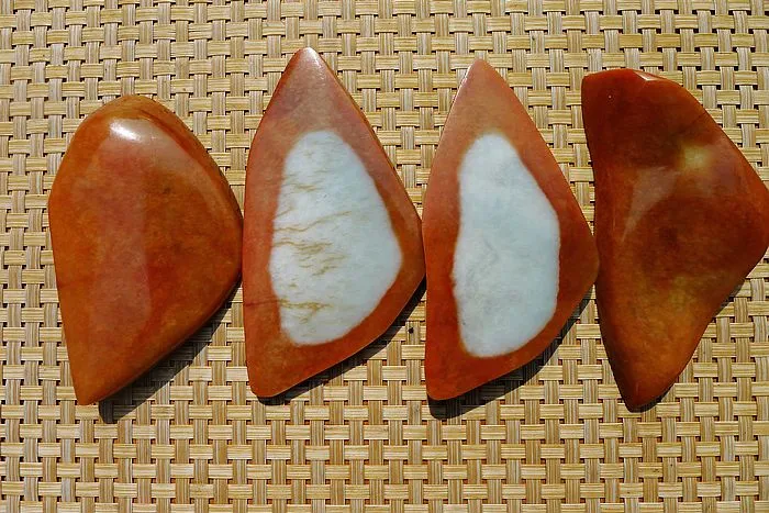 Natural Jade Rough Jadeite Raw 672g