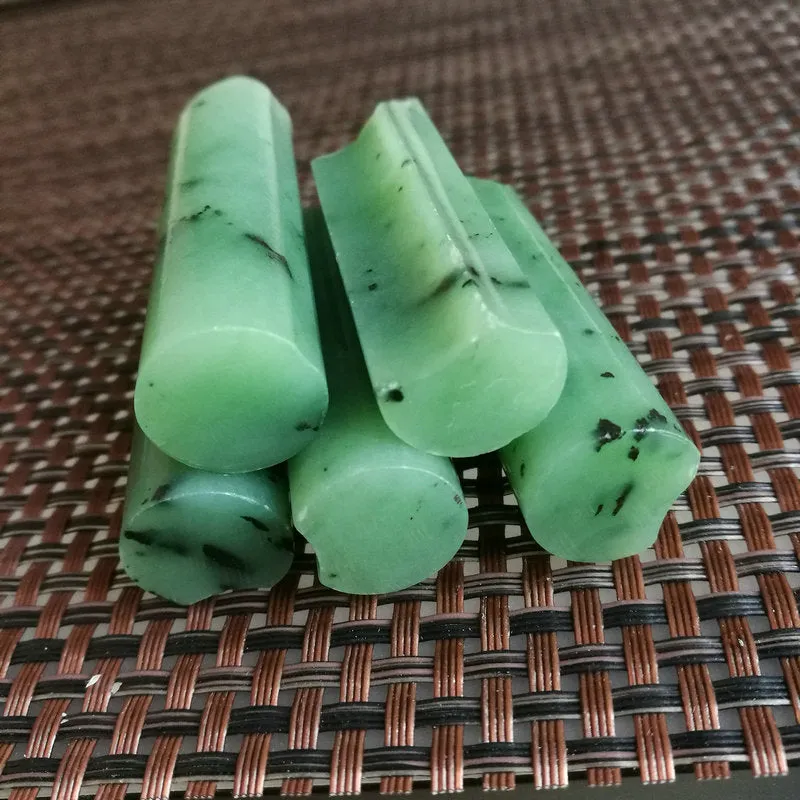Natural Kunlun Jade Rough Nephrite Raw 149g