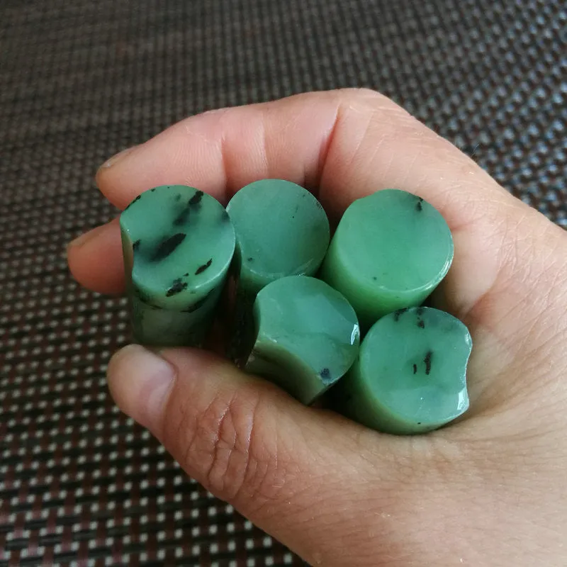 Natural Kunlun Jade Rough Nephrite Raw 149g