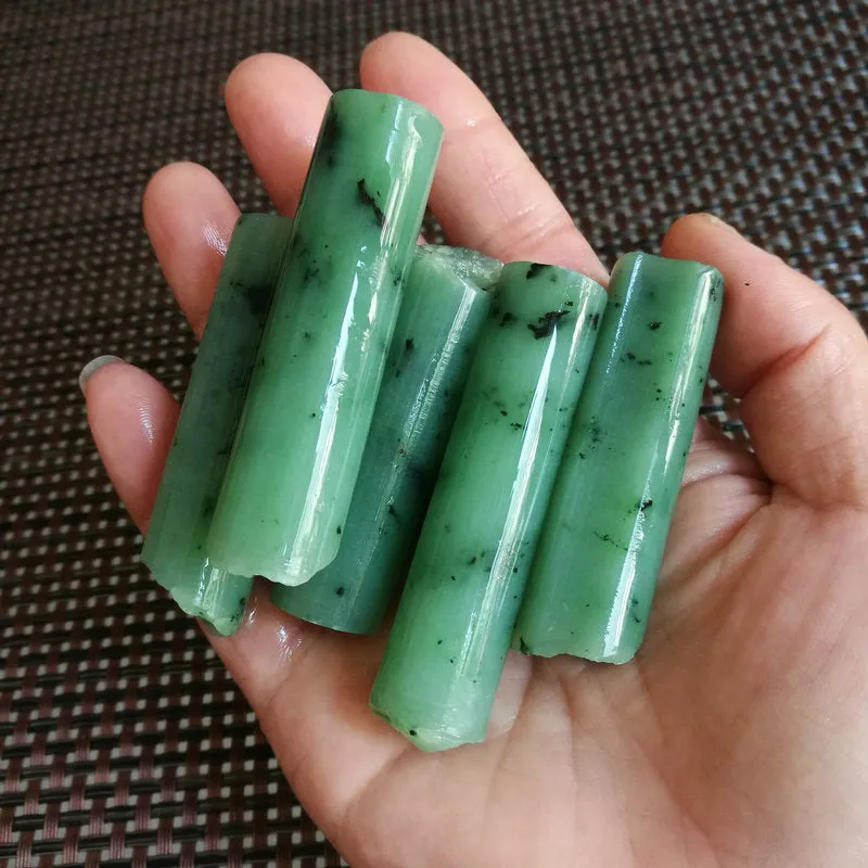 Natural Kunlun Jade Rough Nephrite Raw 149g