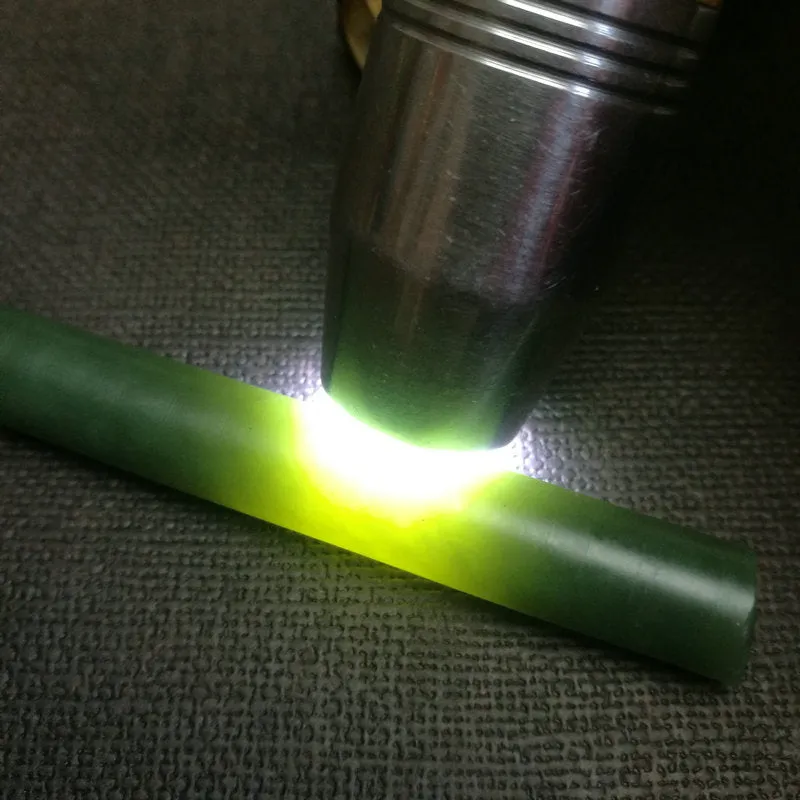 Natural Kunlun Jade Rough Nephrite Raw (31g, 12.5x1cm)