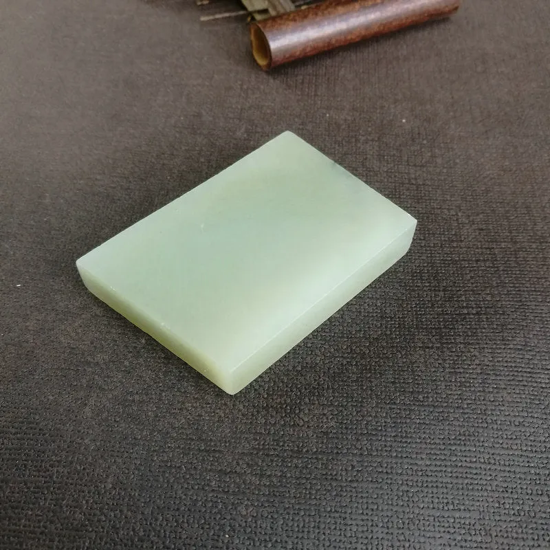 Natural Kunlun Jade Rough Nephrite Raw (5.8X4.3X1cm)