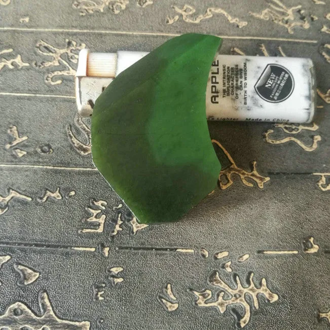 Natural Kunlun Jade Rough Nephrite Raw (88g, 6X3.3X1.9cm)