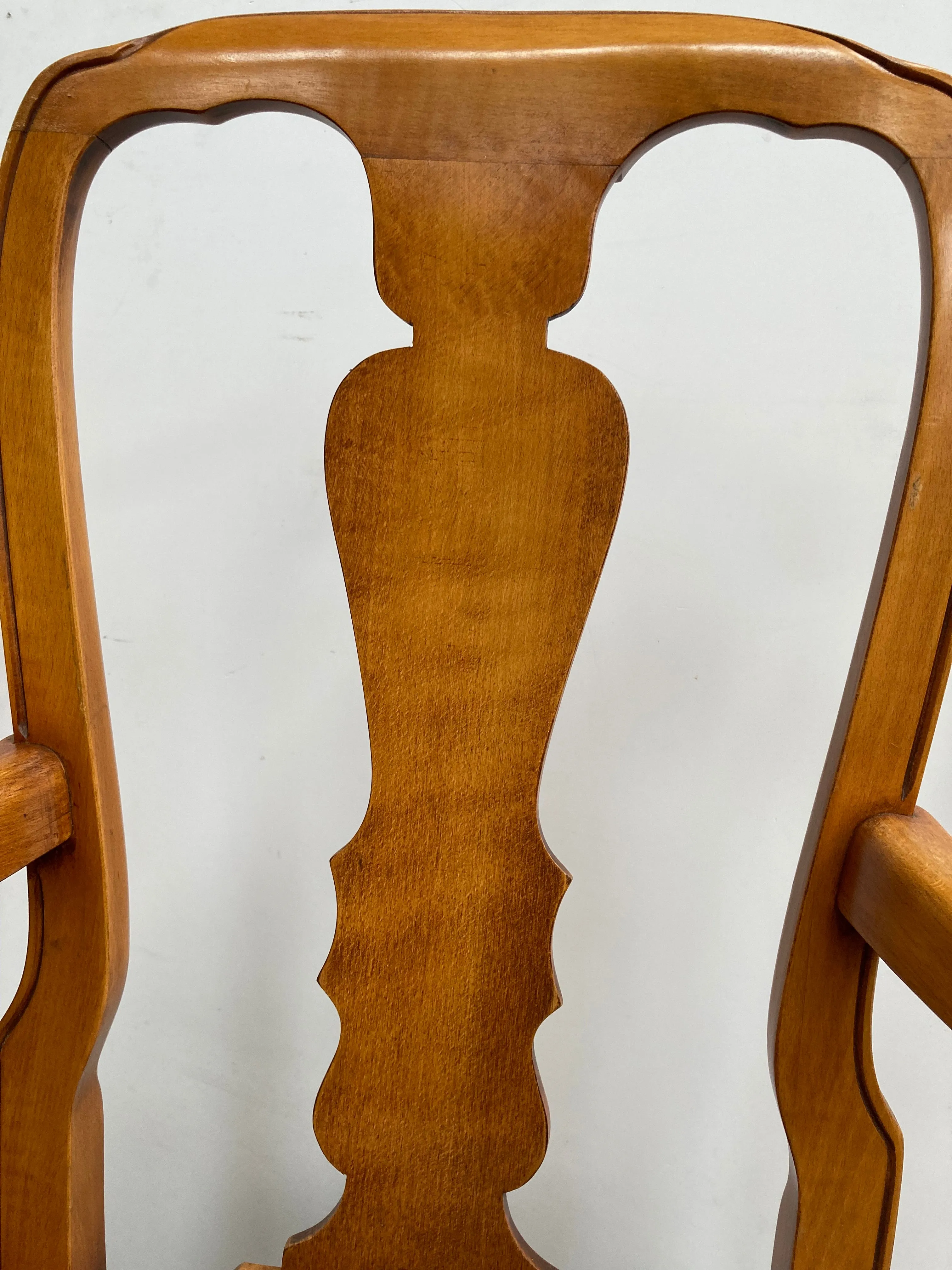 Set of 8 stunning vintage dining chairs