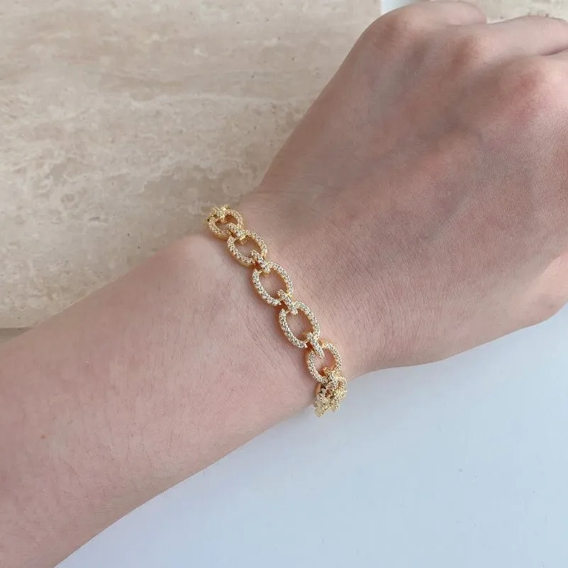 Sparkling bracelet