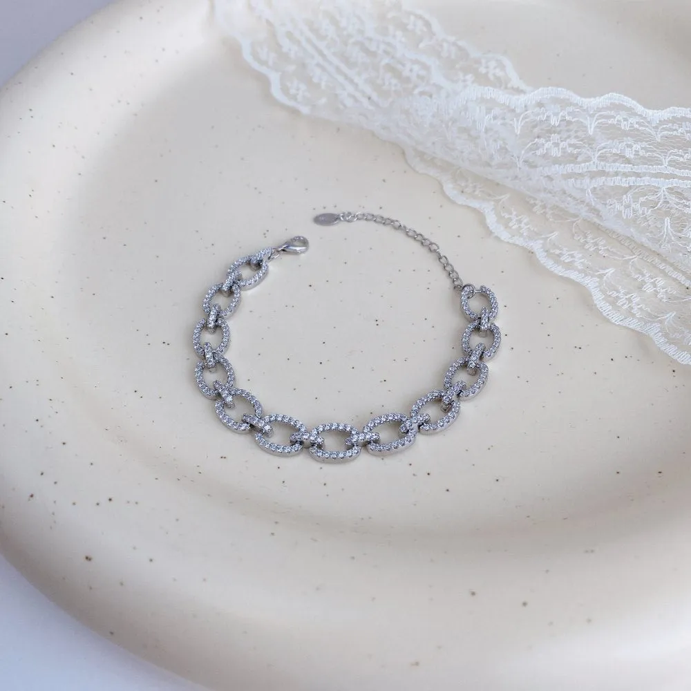 Sparkling bracelet