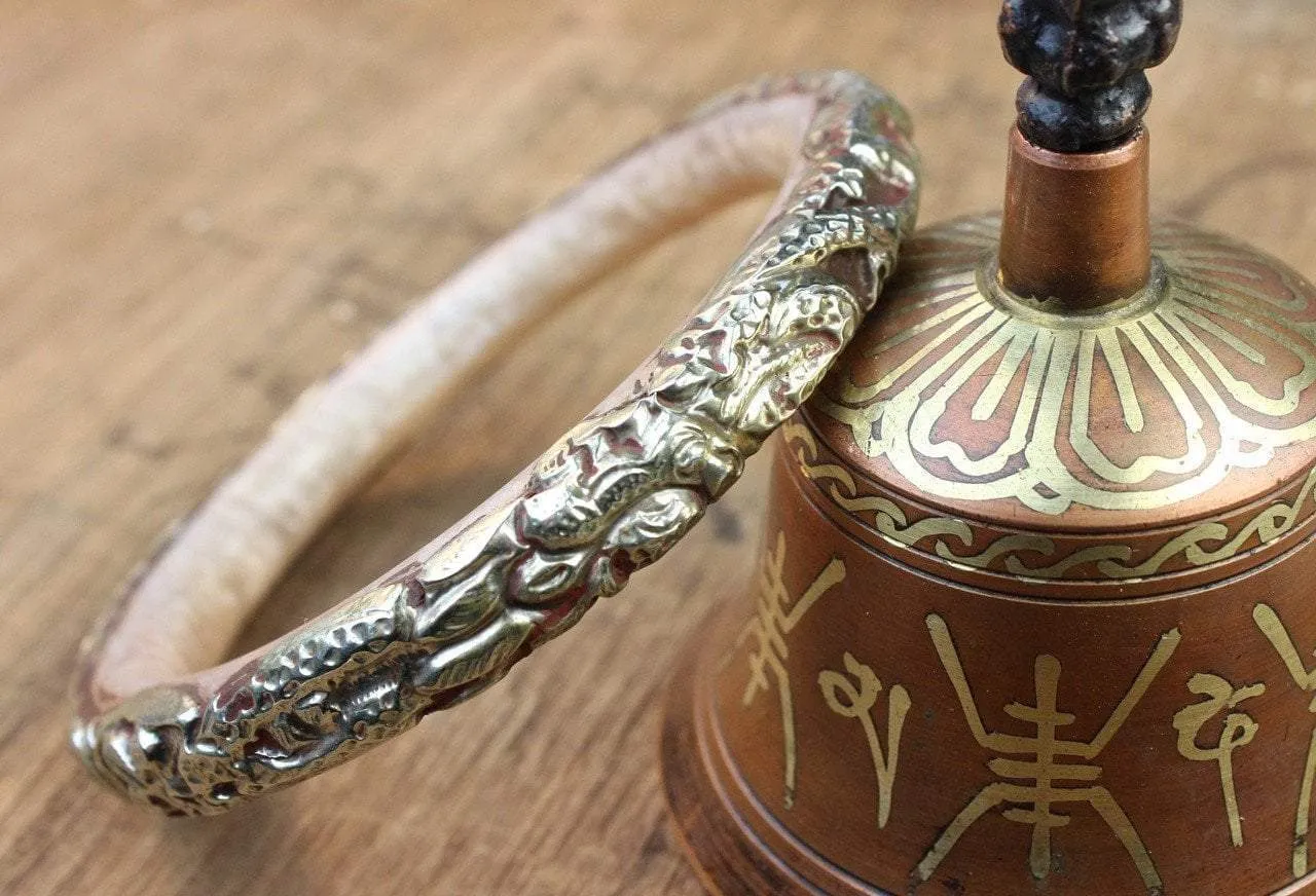 Tibetan Copal Dragon Bracelet