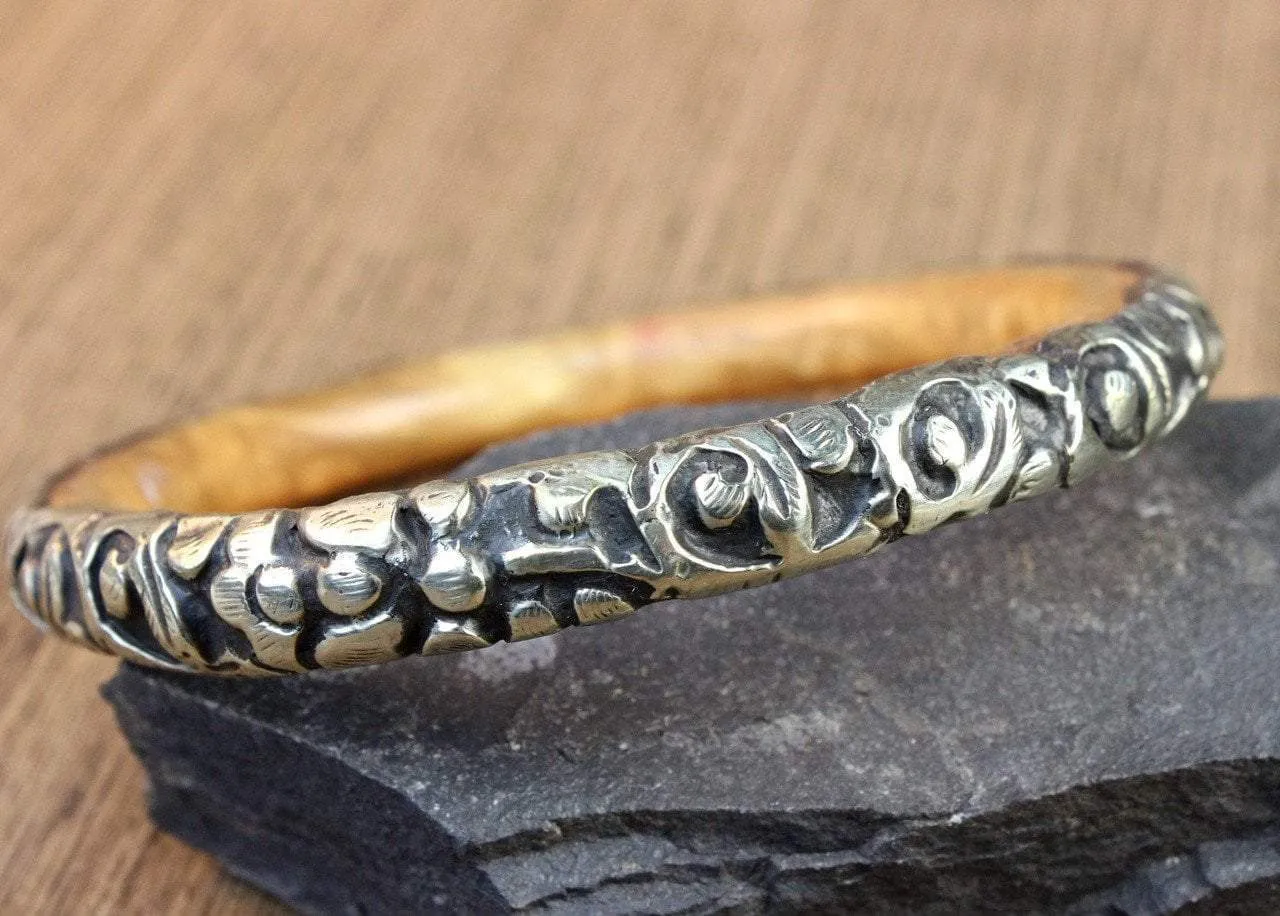 Tibetan Flora Design Copal Bracelet