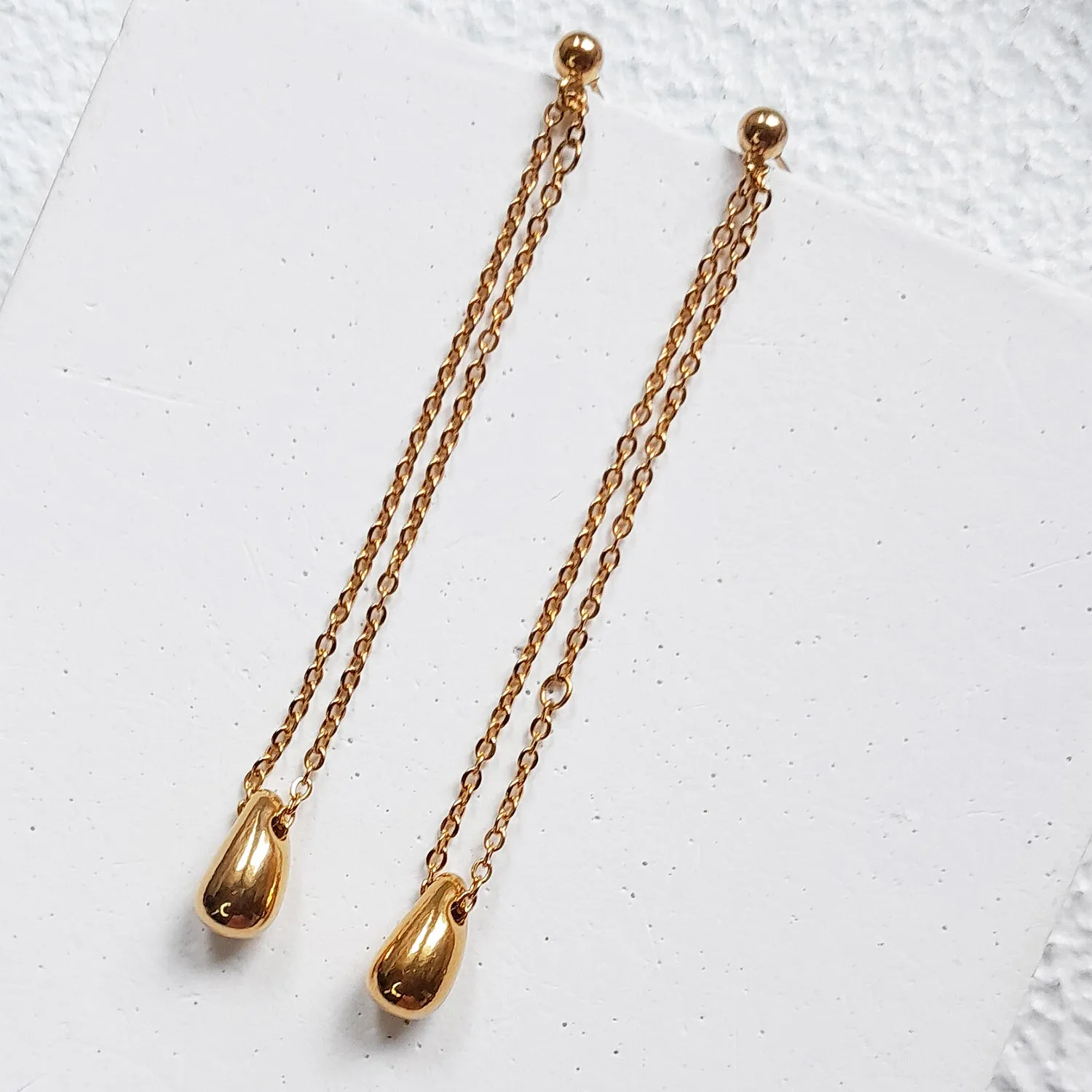 Y Shaped Raindrop Necklace Gold: Stunning Lariat Necklace for Women