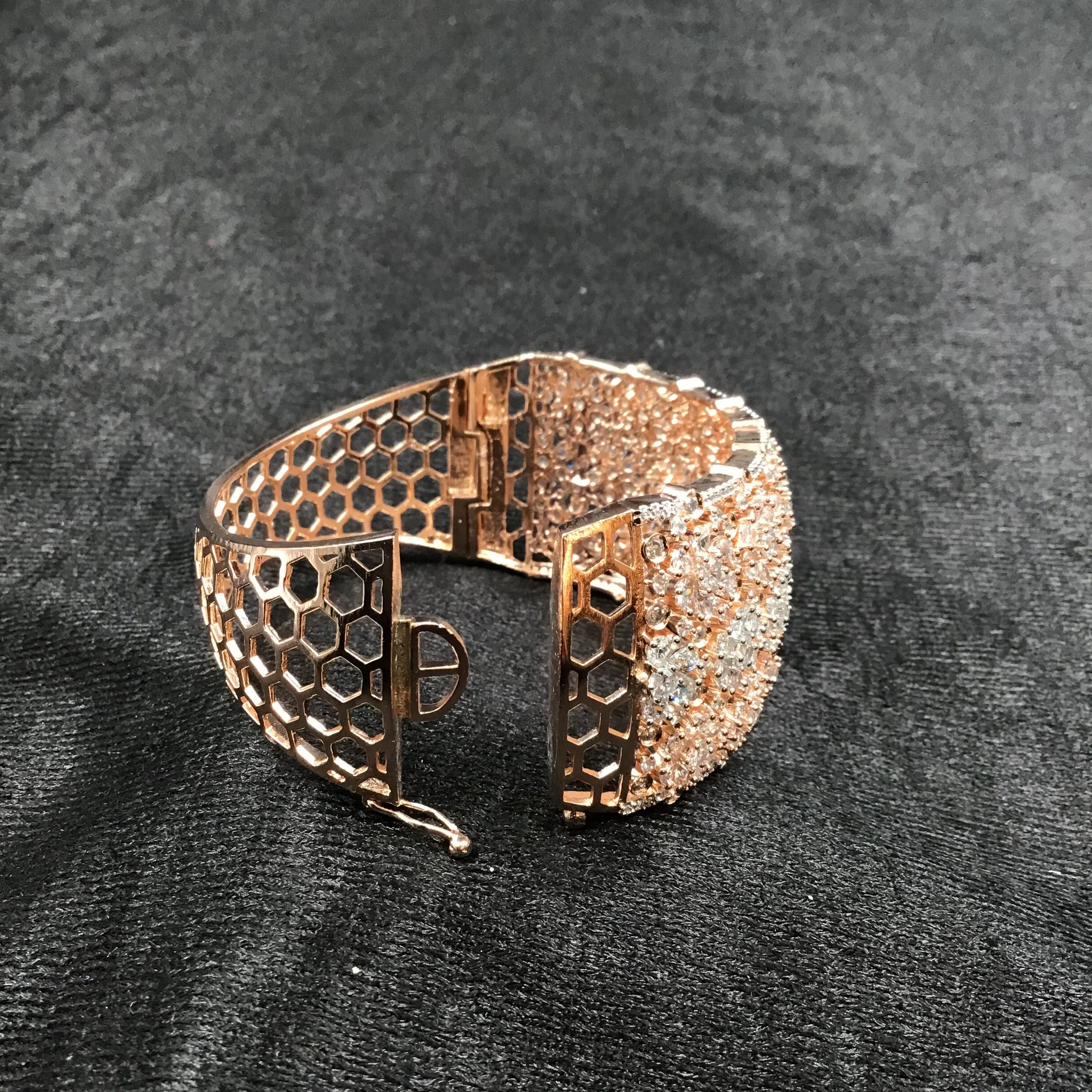 Zircon/AD Bracelet 20038-7222
