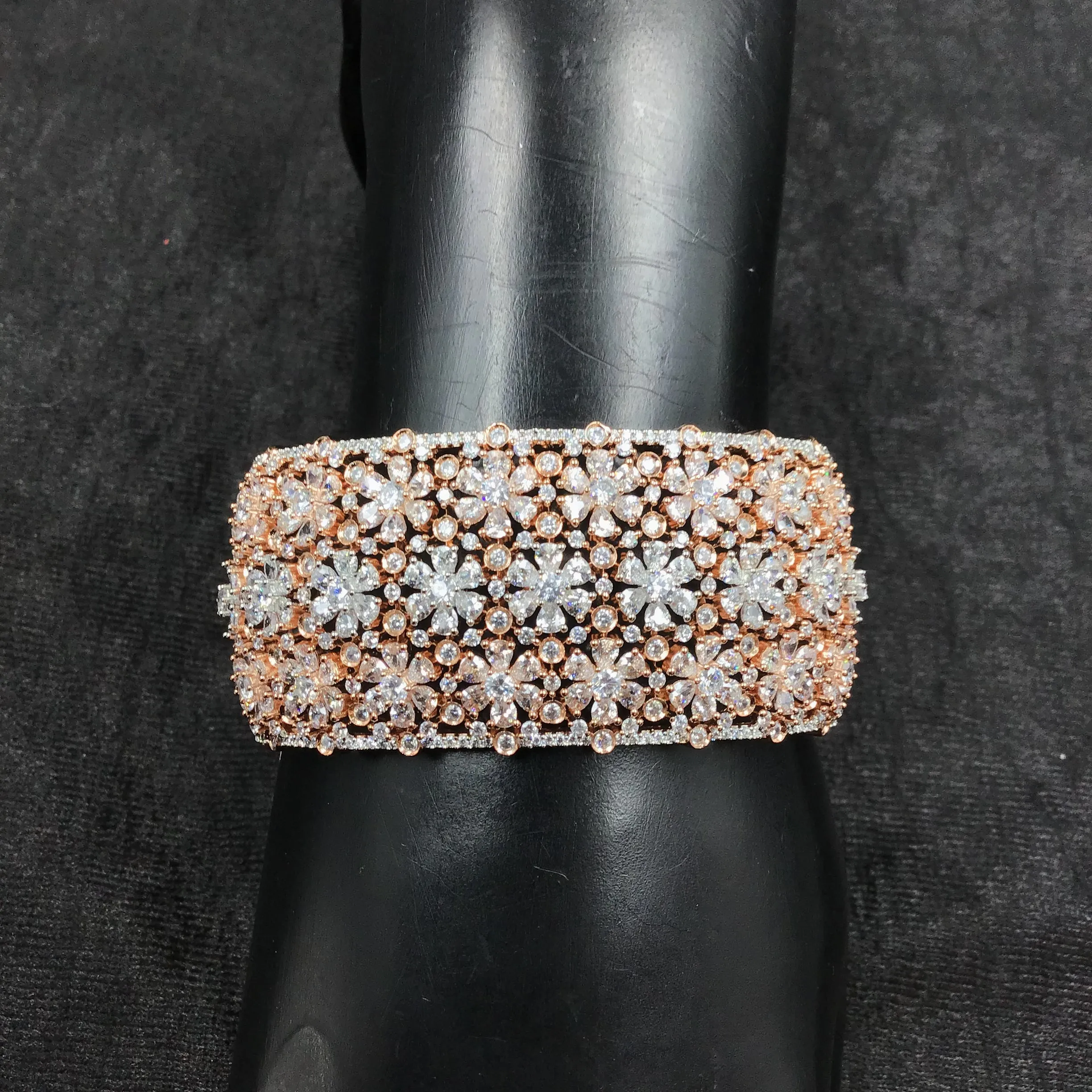 Zircon/AD Bracelet 20038-7222